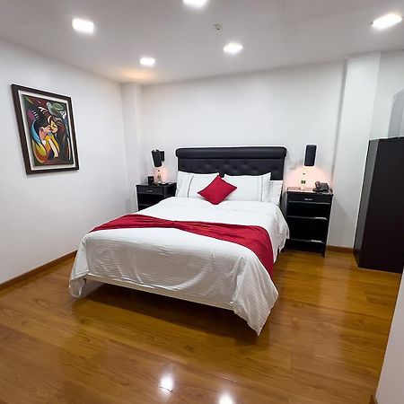 Hotel Veler Restaurante Medellin Bagian luar foto