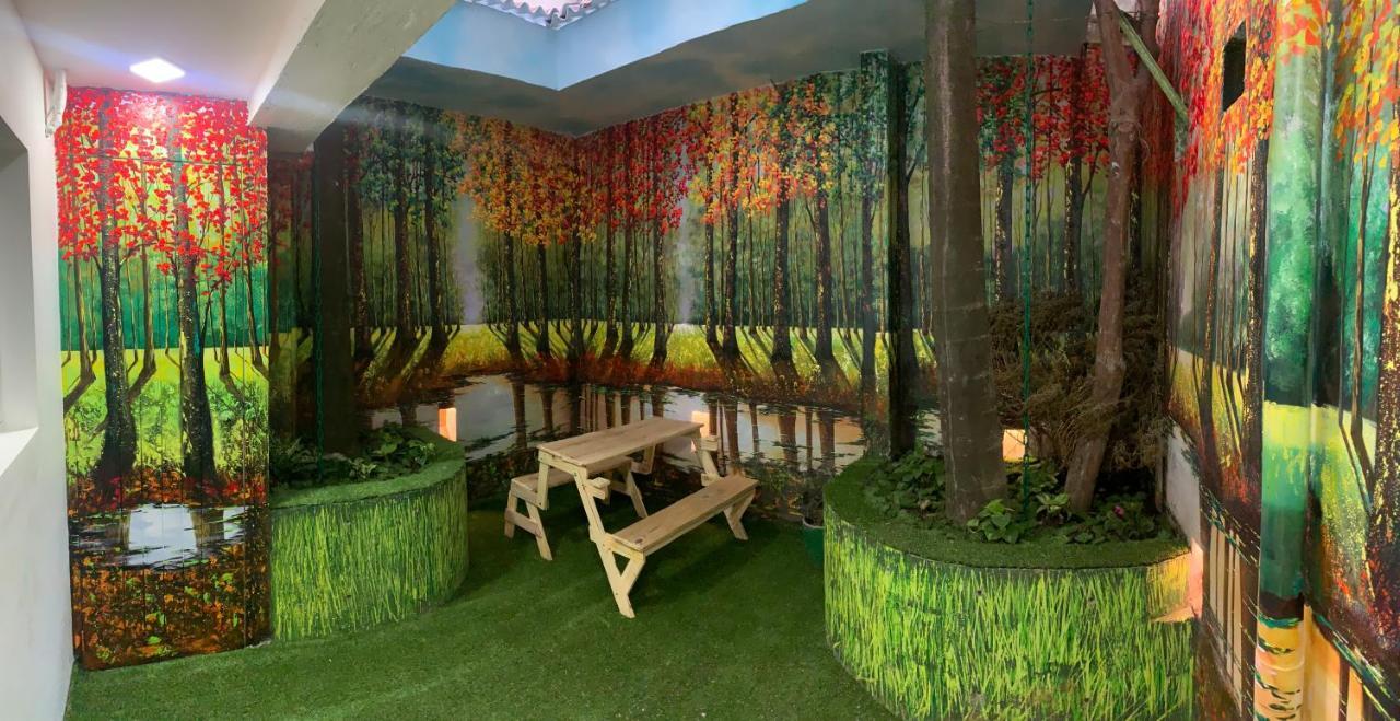 Hotel Veler Restaurante Medellin Bagian luar foto