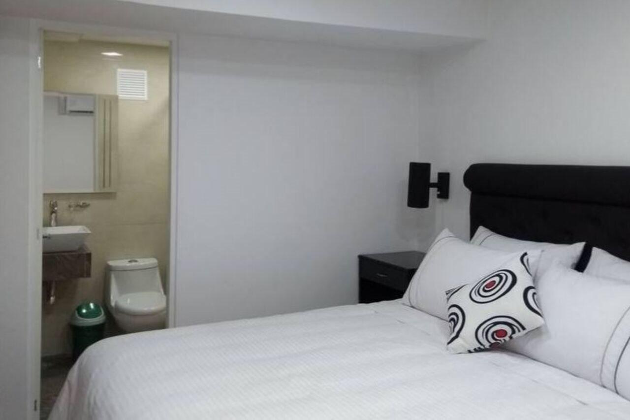 Hotel Veler Restaurante Medellin Bagian luar foto